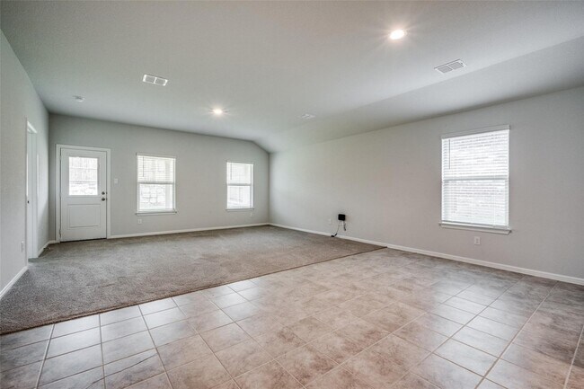 Building Photo - 4100 Alberta Ln