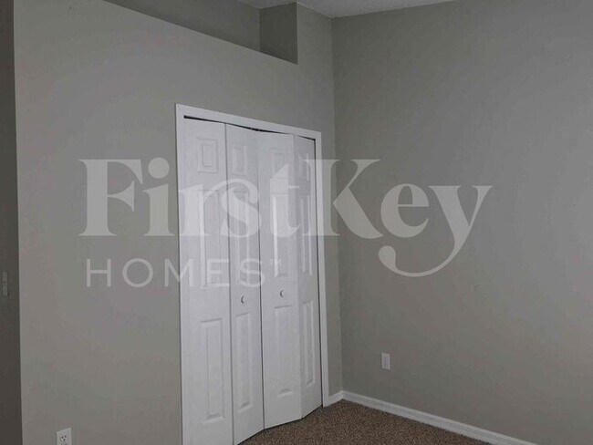 Building Photo - 7575 Groveoak Dr