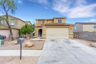 Building Photo - Beautiful 3 Bedroom 3 Bath House in Drexel...