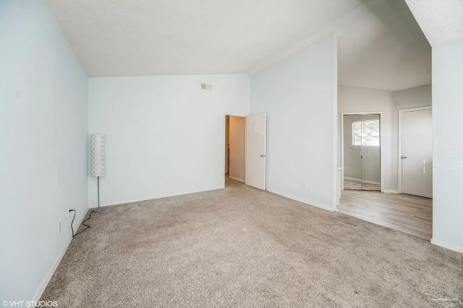 Building Photo - 4618 Lennox Pl