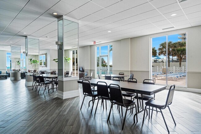 Building Photo - 4250 Galt Ocean Dr