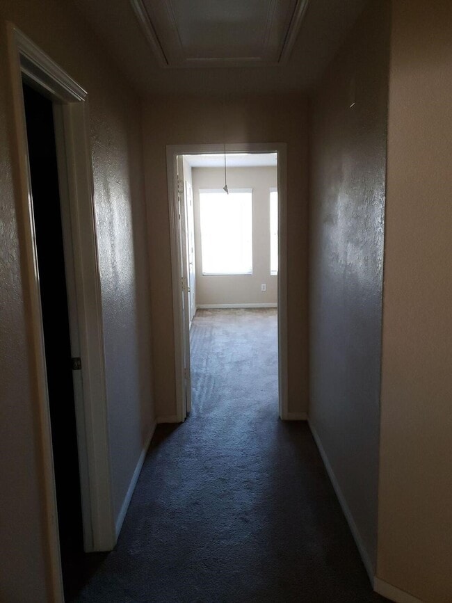 Building Photo - 15810 Sheldon Ridge Way