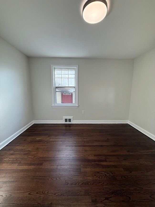 Building Photo - 520 Purce St