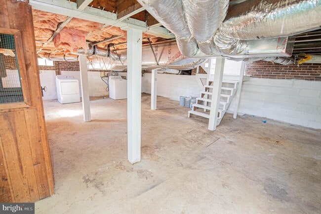 Building Photo - 417 Winder St