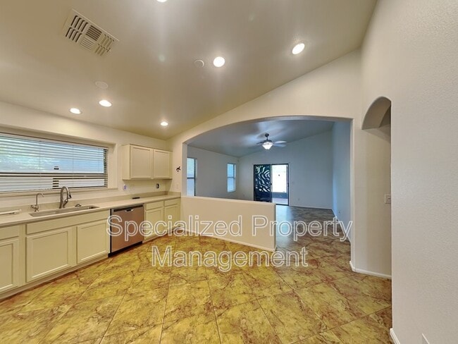 Building Photo - 28418 N 25th Ave