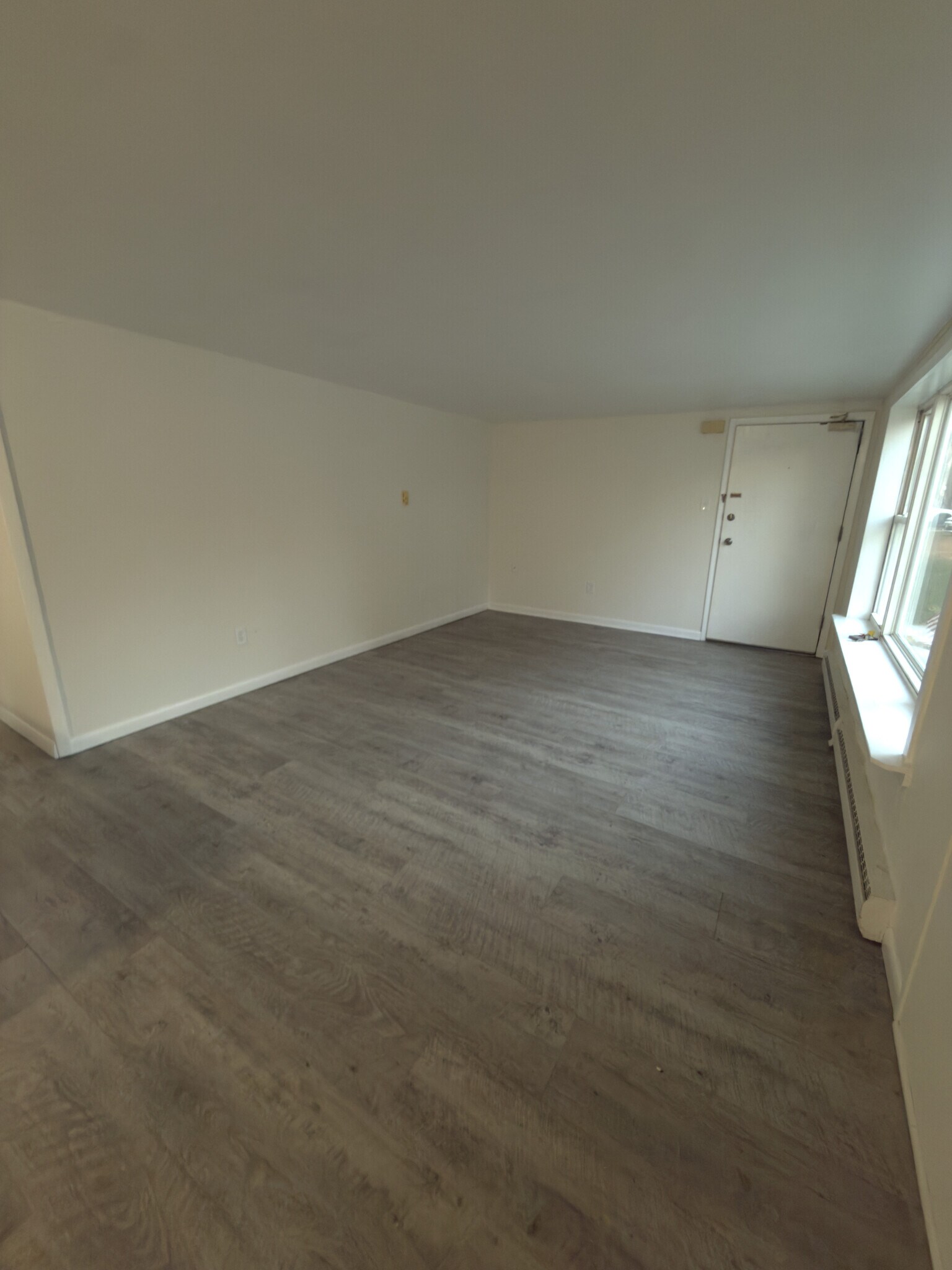 Building Photo - 1108 Loretta Ave