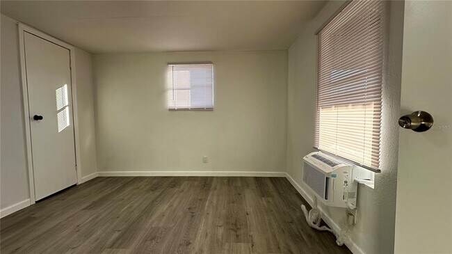 Building Photo - 3680 Packard Ave