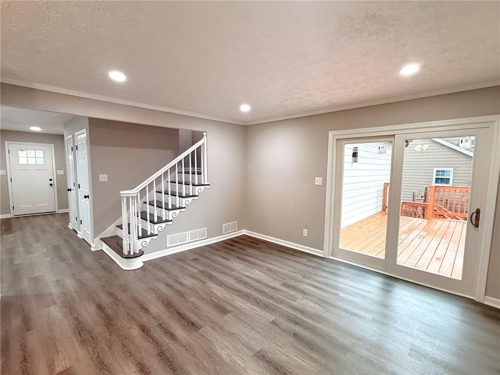 Building Photo - 2861 Spring Ridge Cir