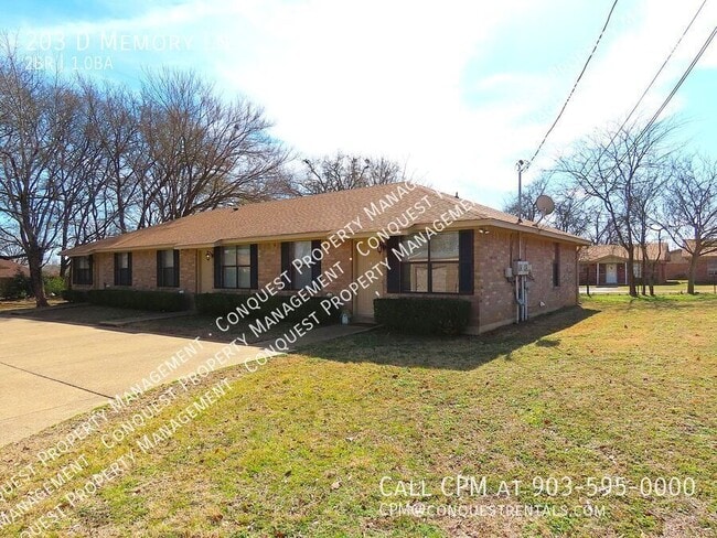 Building Photo - 203 Memory Ln