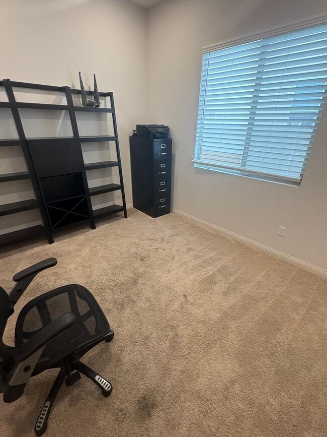 Building Photo - Beautiful home Bedford community!