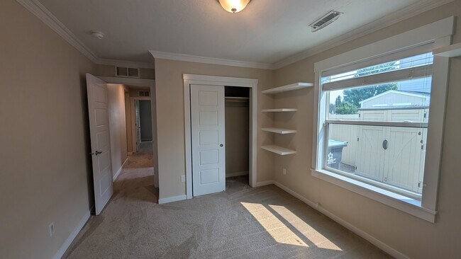 Building Photo - 10238 W Snow Wolf Dr