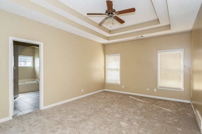 Building Photo - 2056 Milbrey St