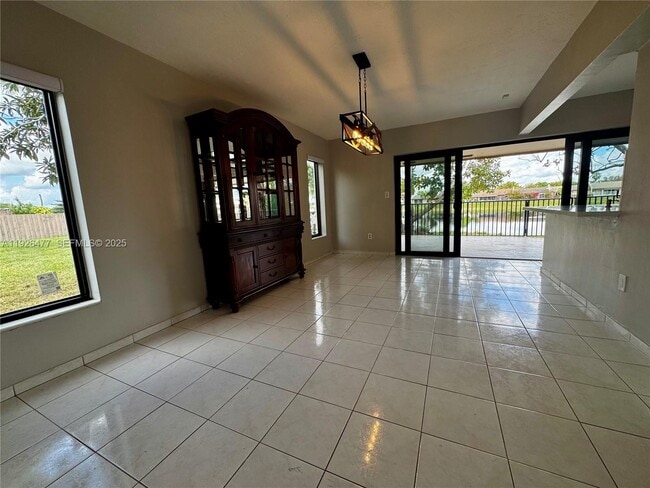 Building Photo - 12365 SW 119th Terrace