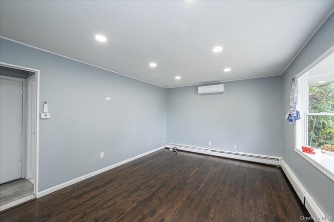 Building Photo - 54 Ketcham Ave