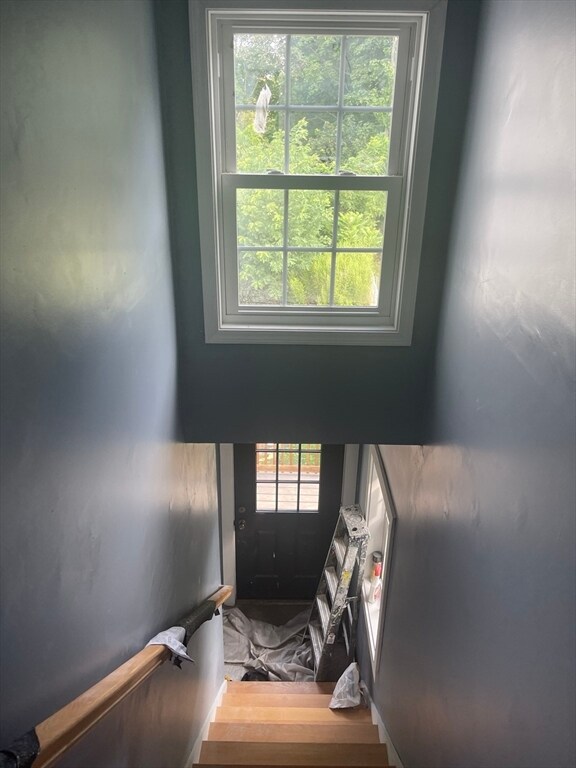 Building Photo - 20 Trefton Dr