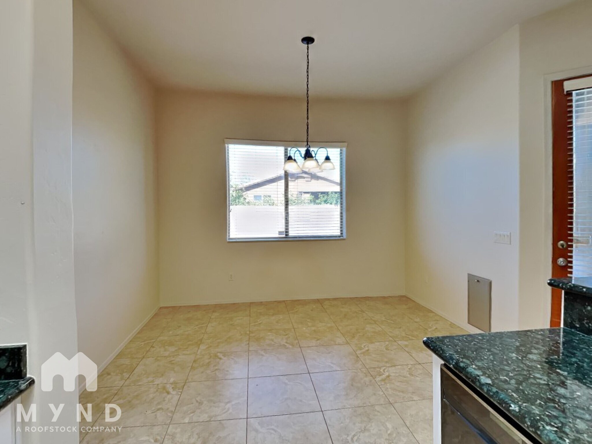Building Photo - 10477 S Cutting Horse Dr
