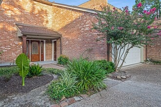 Building Photo - 15070 Kimberley Ct
