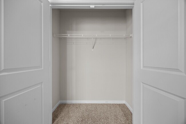 Building Photo - 929 Clearhaven Ln