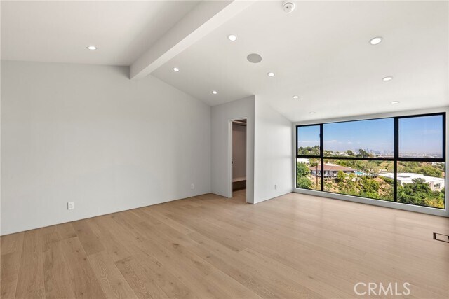 Building Photo - 9336 Lloydcrest Dr