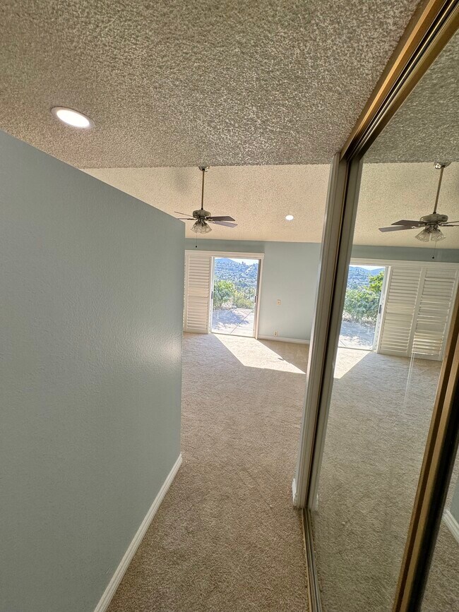 Building Photo - 9941 Mozelle Ln