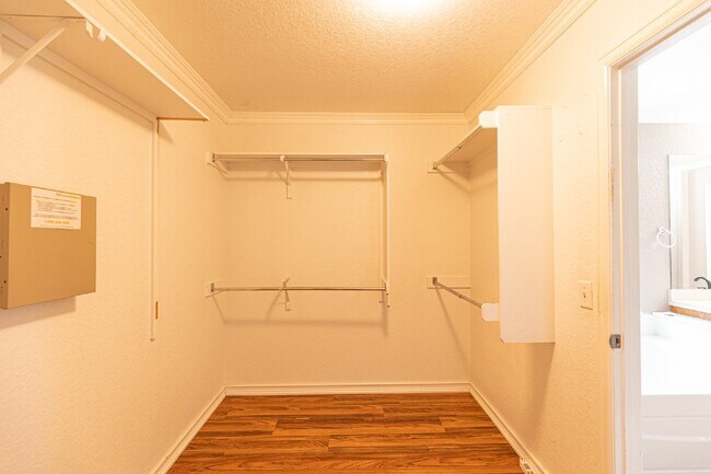 Building Photo - 6105 Sennen Cove