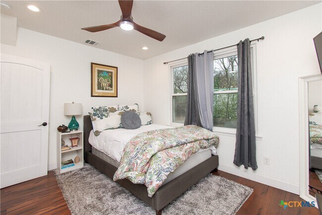 Building Photo - 235 Belmont