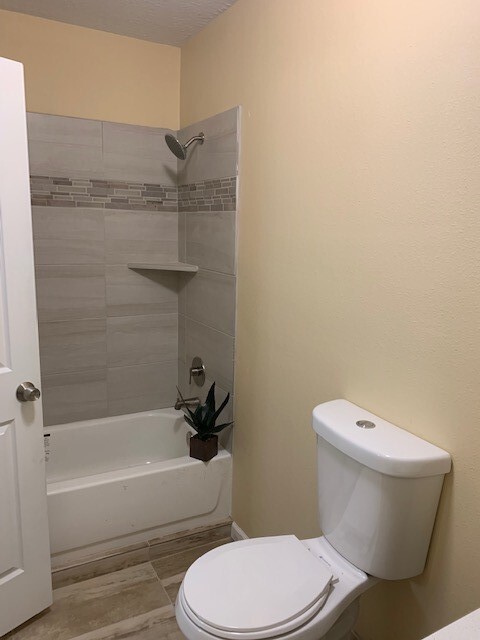 Building Photo - 4603 Meadows Edge Ln
