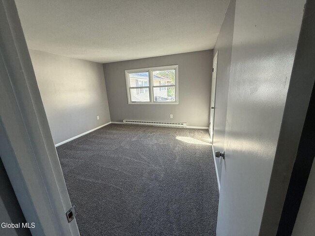 Building Photo - 22 Church St Ext