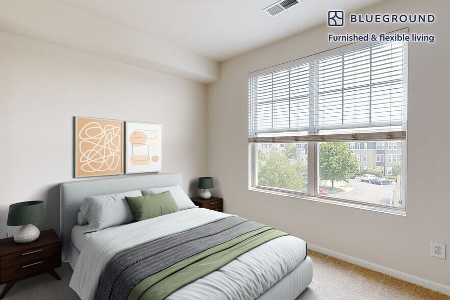 Building Photo - 1299 Corporate Dr