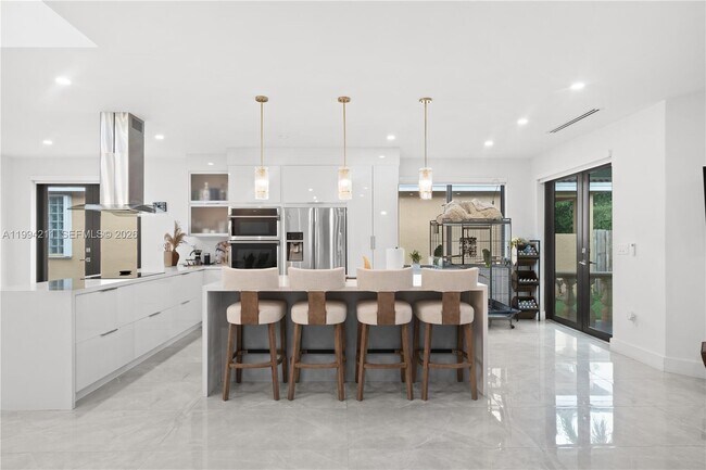 Building Photo - 3634 SW 156th Ct