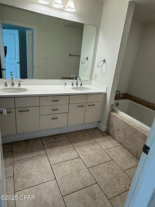 Building Photo - 6422 US-98