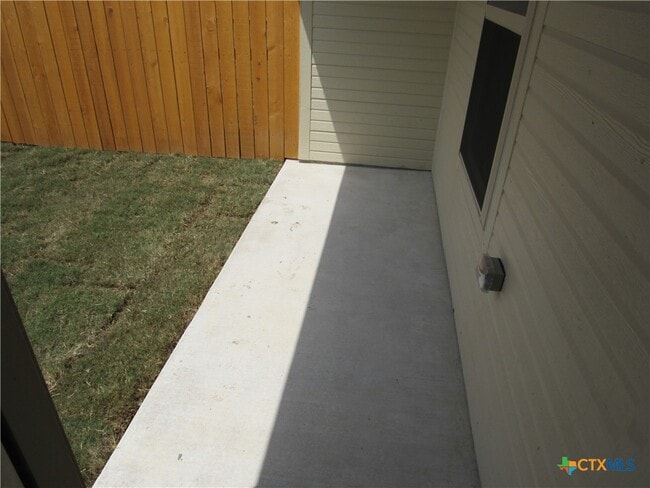 Building Photo - 1108 Stealth Ln