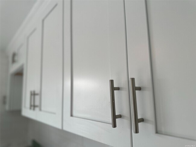 Building Photo - 1322 Commodore Rd