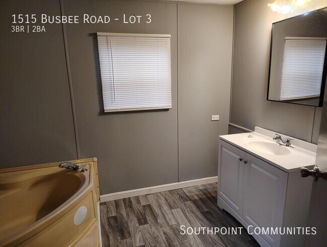Building Photo - 1515 Busbee Rd