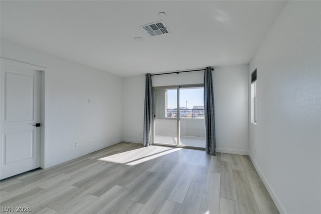 Building Photo - 11537 Cedar Shore Ave