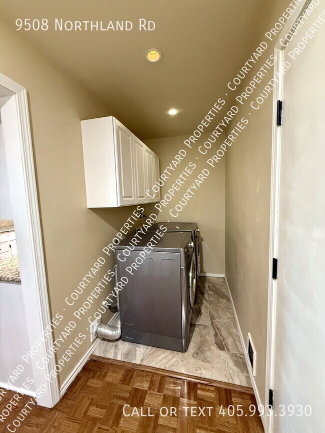 Building Photo - 9508 Northland Rd