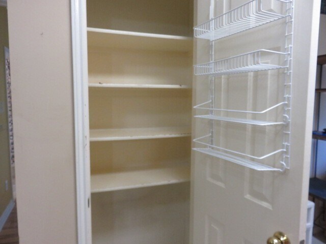 Building Photo - 12129 La Salle Br