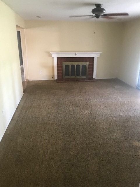 Building Photo - House