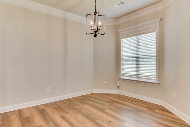 Building Photo - 4050 Stowe Dr