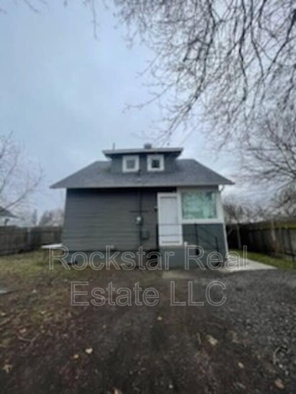 Building Photo - 5123 N Monroe St