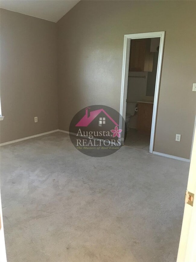 Building Photo - Spacious home in the Wylie district!