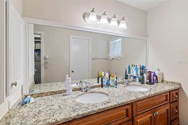 Building Photo - 5776 Augusta Cir