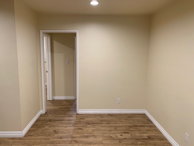 Dining Room - 1055 S Holt Ave