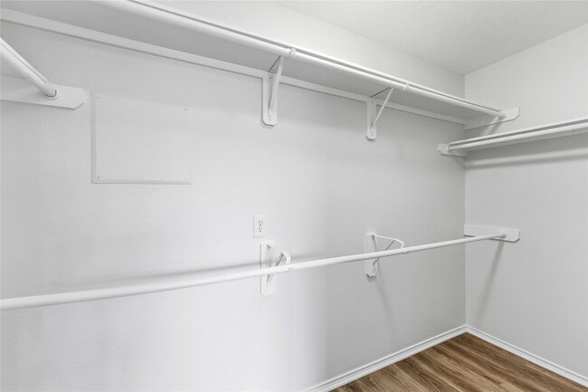 Building Photo - 21219 Somerset Park Ln