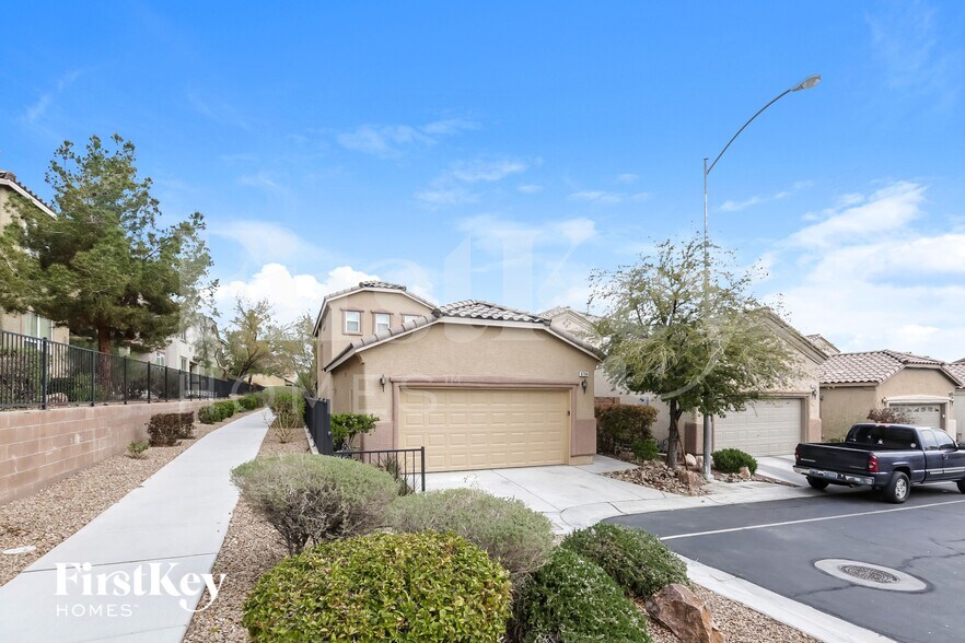 Building Photo - 8794 Timberleaf Ct