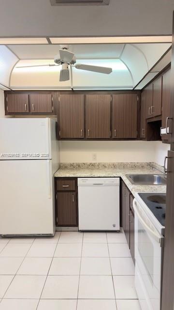 Building Photo - 3401 N Country Club Dr