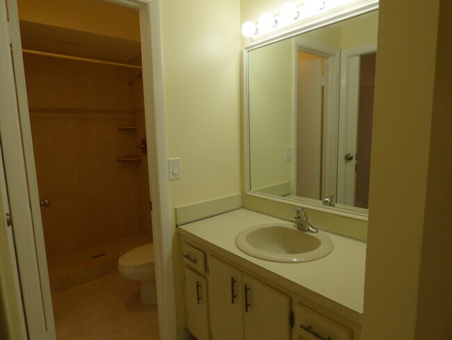 Building Photo - 729 NW 29th Avenue D Delray Beach Fl 33445