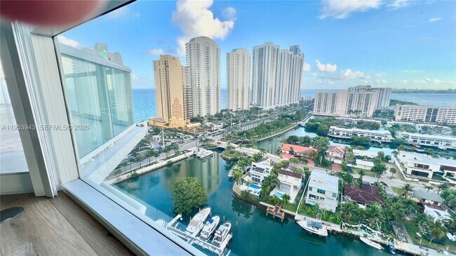 Building Photo - 16400 Collins Ave