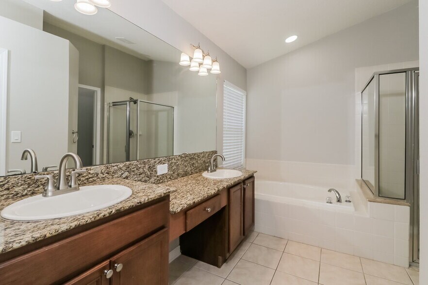 Building Photo - 3028 Sunwatch Dr