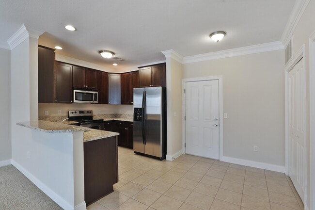 Building Photo - 960 Perry St